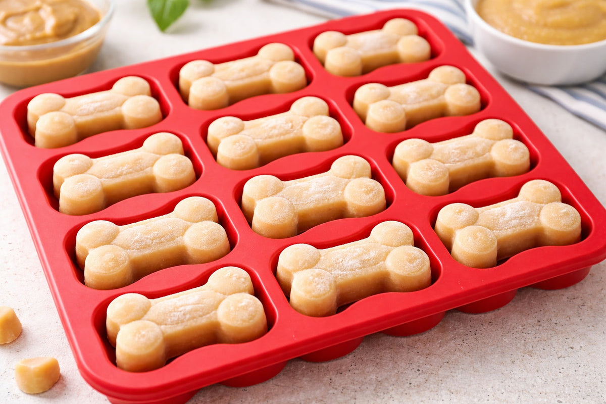 Peanut Butter Applesauce (Frozen Dog Treats)