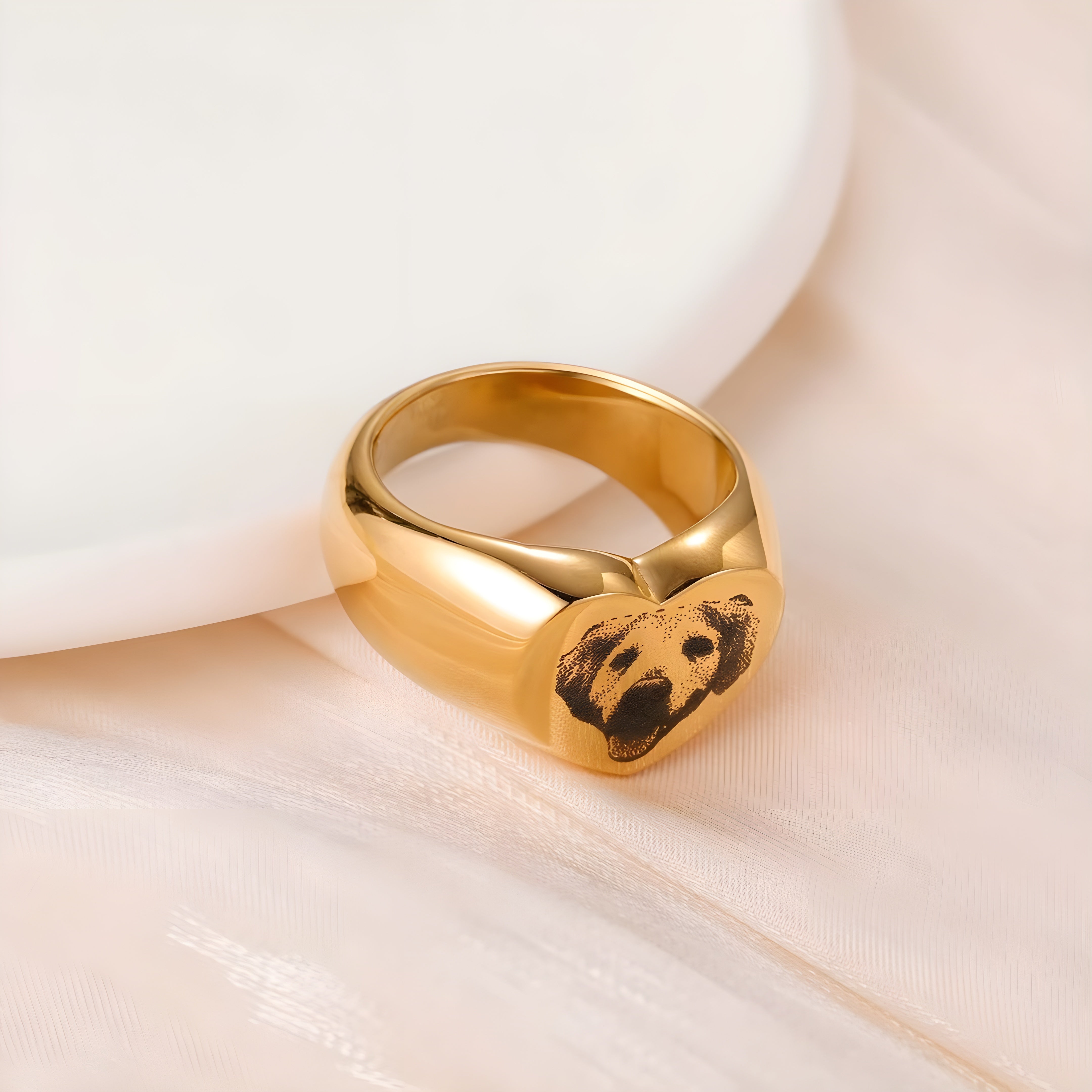 Pet Portrait Ring